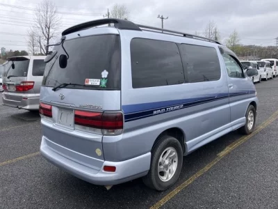 Toyota HIACE REGIUS