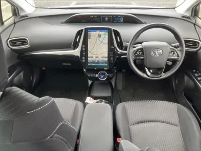 Toyota PRIUS PHV