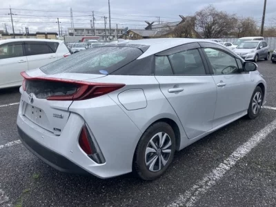 Toyota PRIUS PHV