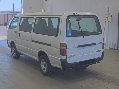 Toyota HiAce Van