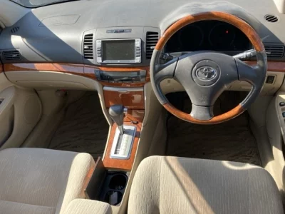 Toyota Premio
