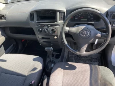 Toyota Succeed