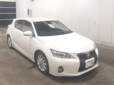 Lexus CT200h