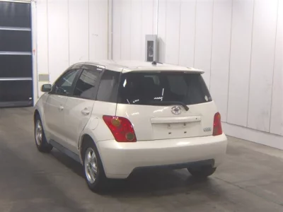 Toyota IST