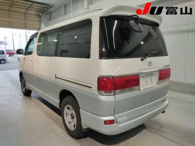 Toyota HIACE REGIUS