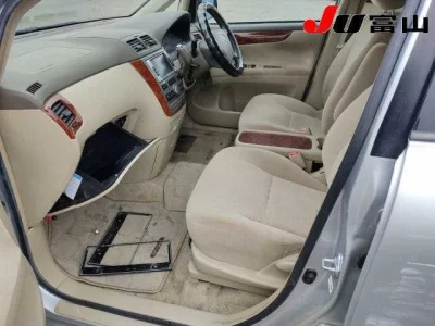 Toyota Ipsum