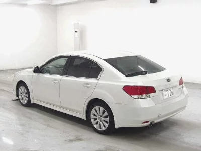 Subaru LEGACY B4