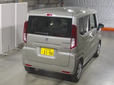 Suzuki Spacia