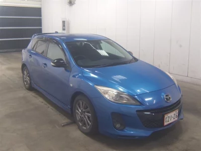 Mazda Axela