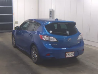 Mazda Axela