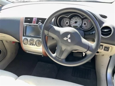 Mitsubishi Colt Plus