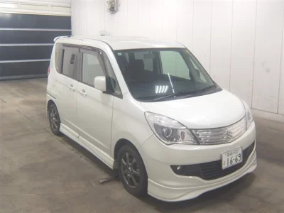 Suzuki Solio