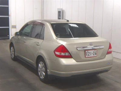 Nissan Tiida Latio