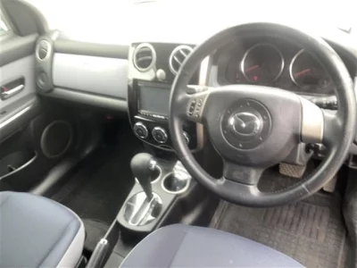 Mazda Verisa
