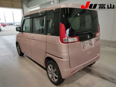 Suzuki Spacia