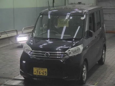 Nissan Dayz Roox
