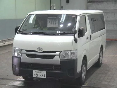 Toyota HiAce Van