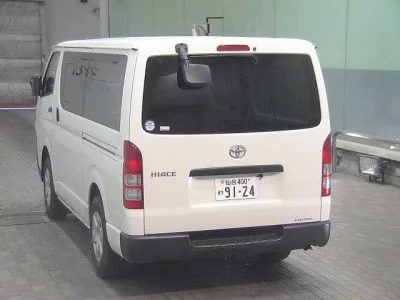 Toyota HiAce Van