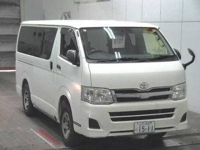 Toyota HiAce Van