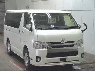 Toyota HiAce Van