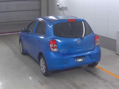 Nissan March
