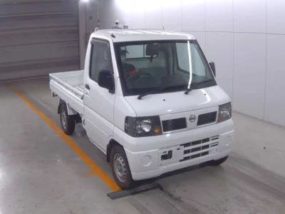 Nissan CLIPPER TRUCK