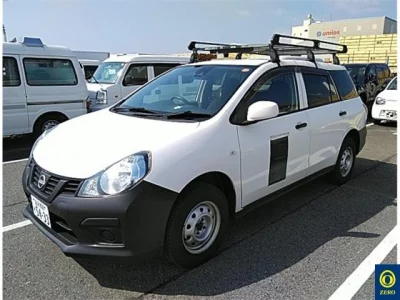 Nissan AD