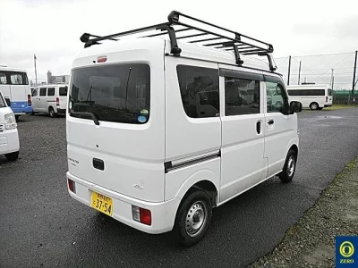 Mitsubishi Minicab Van