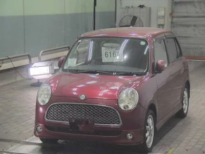 Daihatsu Mira
