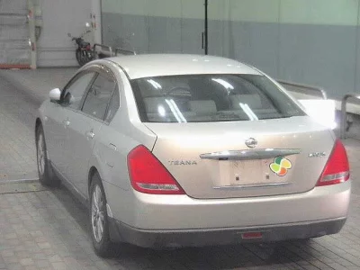 Nissan TEANA