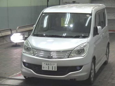 Mitsubishi Delica D:2