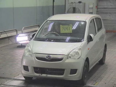 Daihatsu MIRA