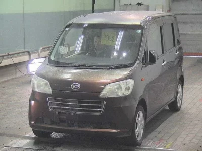 Daihatsu TANTO EXE