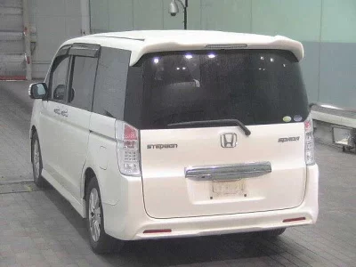 Honda STEP WAGON