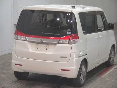Suzuki Solio