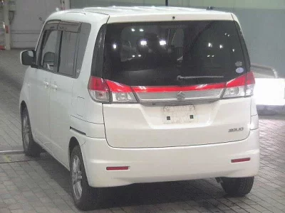Suzuki Solio
