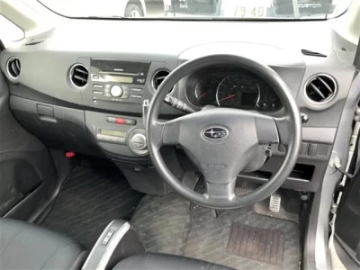 Subaru Lucra