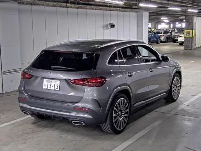 Mercedes-Benz GLA-Class