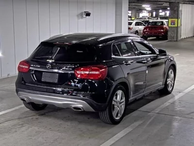 Mercedes-Benz GLA-Class