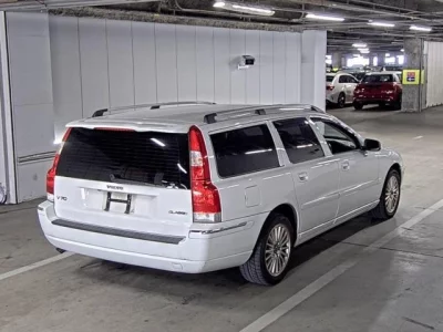 Volvo V70
