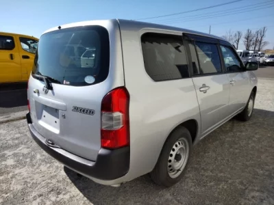 Toyota Succeed