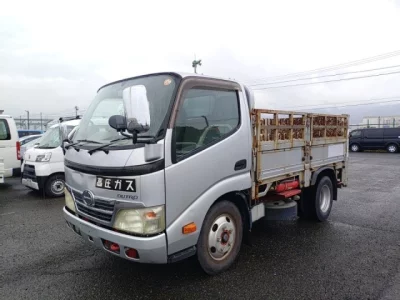 Hino DUTRO