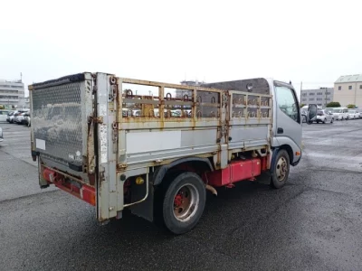 Hino DUTRO