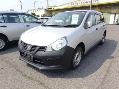 Nissan AD