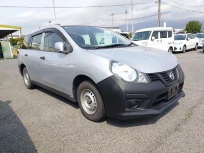 Nissan AD