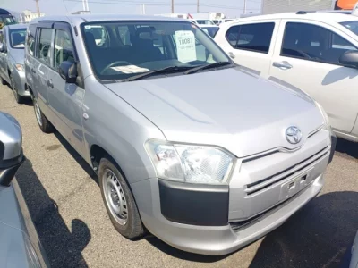 Toyota SUCCEED