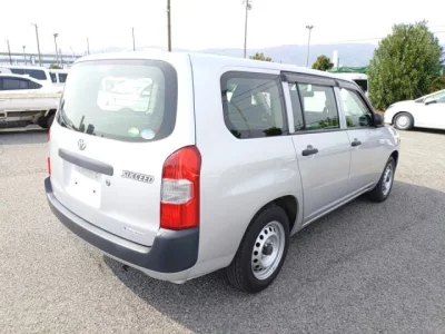 Toyota SUCCEED