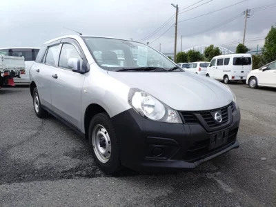Nissan AD