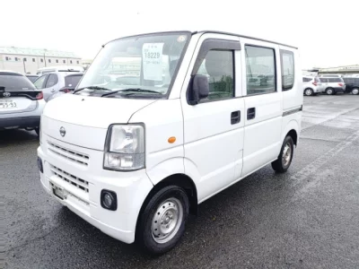Nissan NV100 CLIPPER