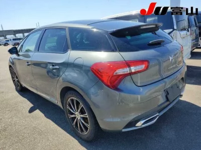 Citroen DS5